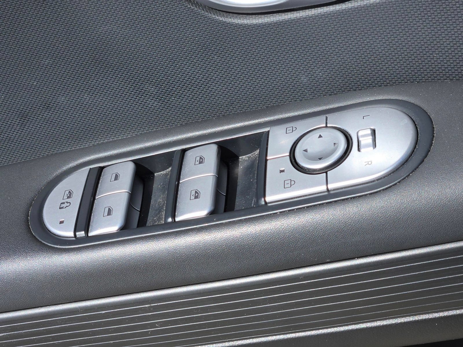 Certified 2024 Hyundai Ioniq 5 SEL RWD image 16