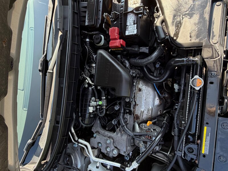 Used 2012 Nissan Rogue SL AWD/4WD image 31