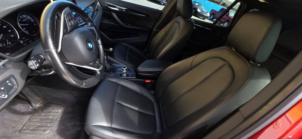 Used 2019 BMW X1 xDrive28i w/ Convenience Package AWD/4WD image 16