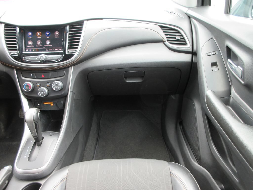 Certified 2021 Chevrolet Trax LT AWD/4WD image 17