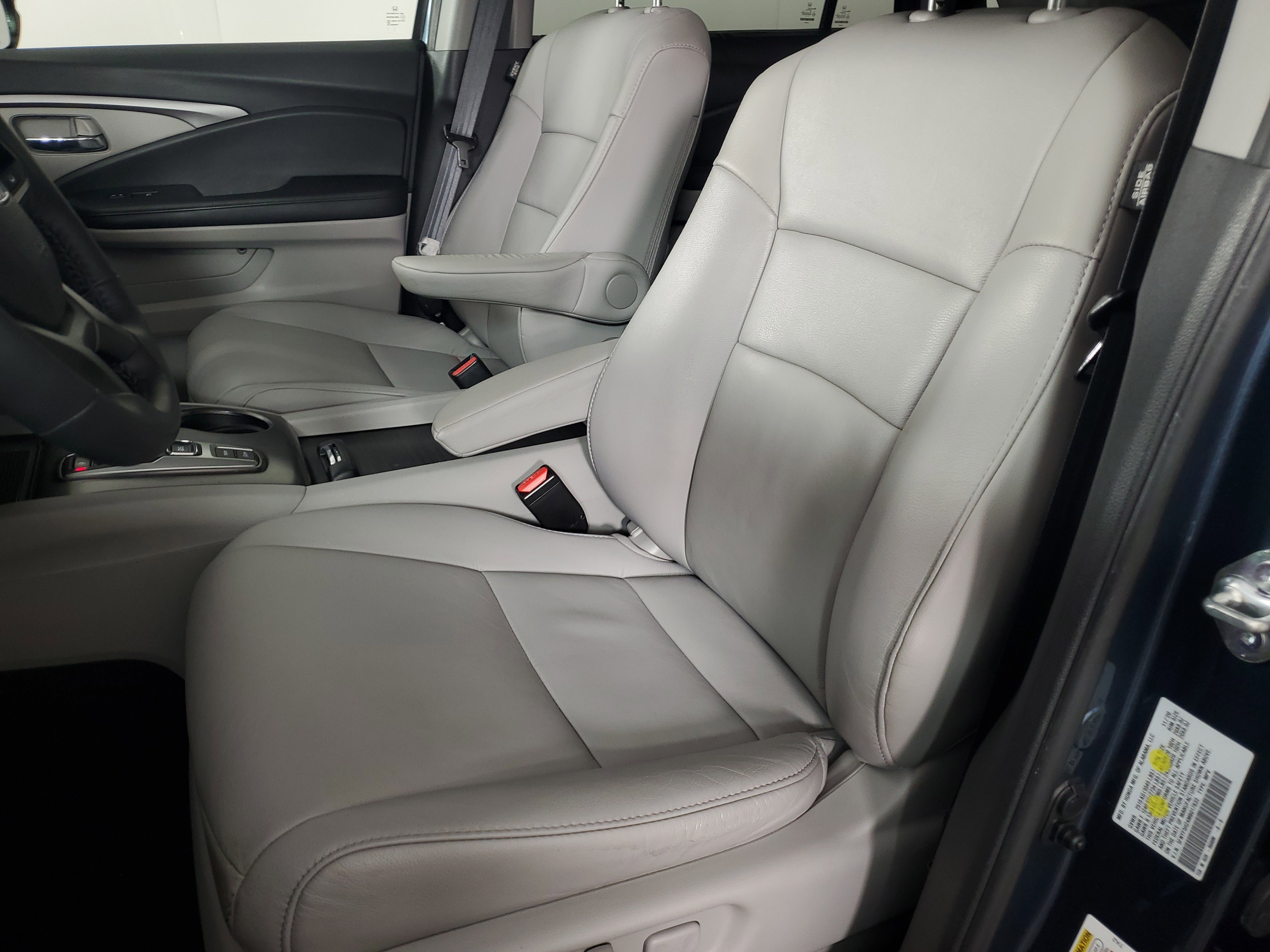 Certified 2021 Honda Pilot Special Edition image 12