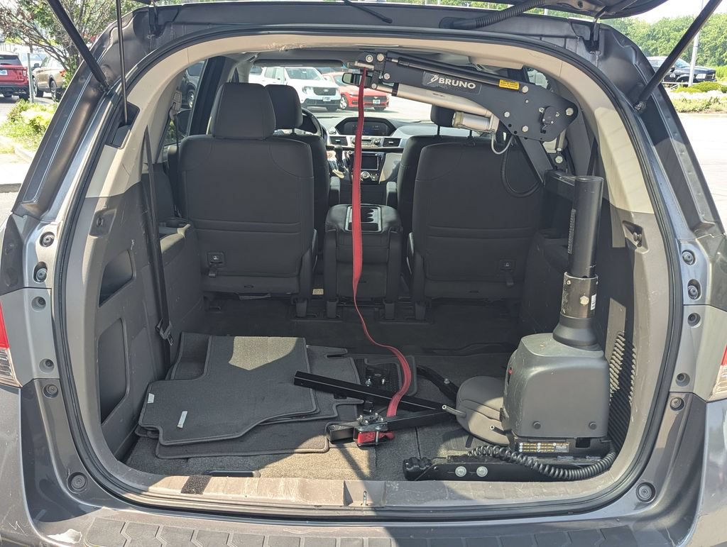 Used 2015 Honda Odyssey EX-L image 22