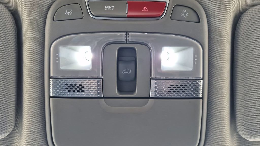 Certified 2025 Kia Telluride S image 29