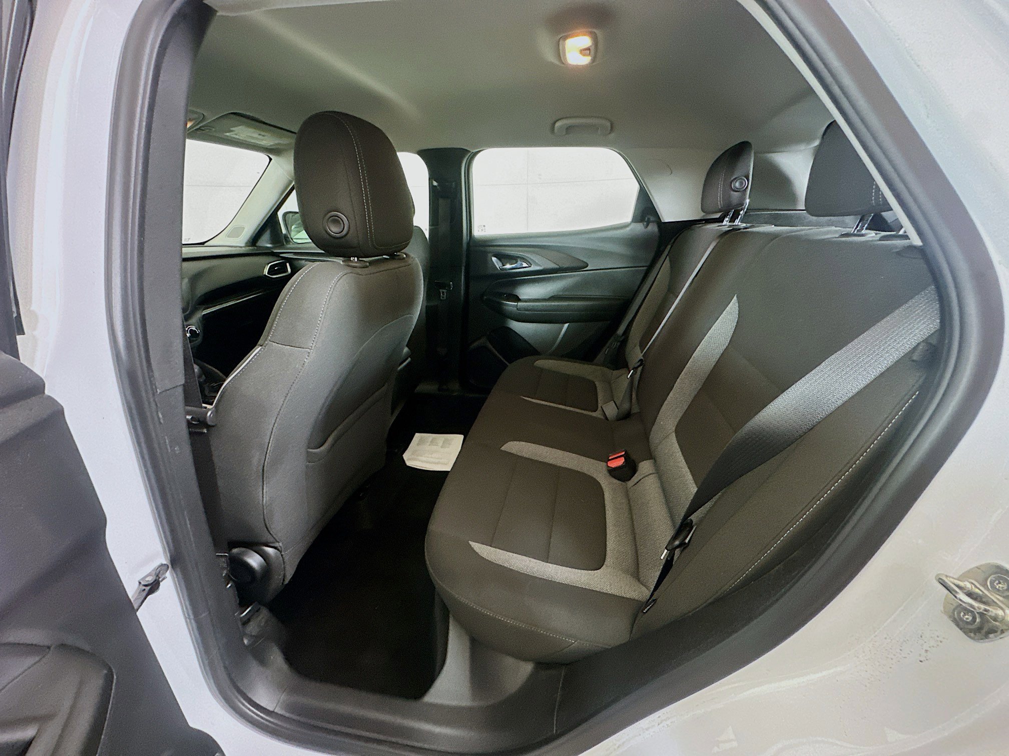 Used 2021 Chevrolet TrailBlazer L image 26