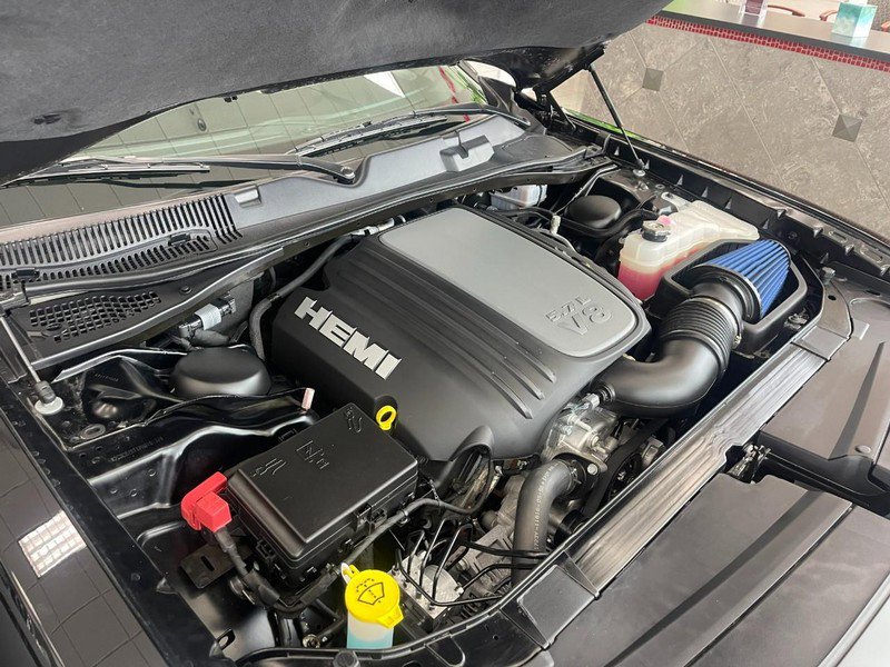 Used 2023 Dodge Challenger R/T w/ T/A Package image 10