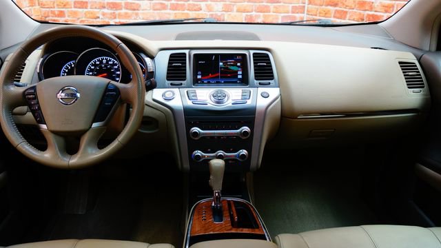 Used 2011 Nissan Murano LE w/ Navigation Pkg AWD/4WD image 11