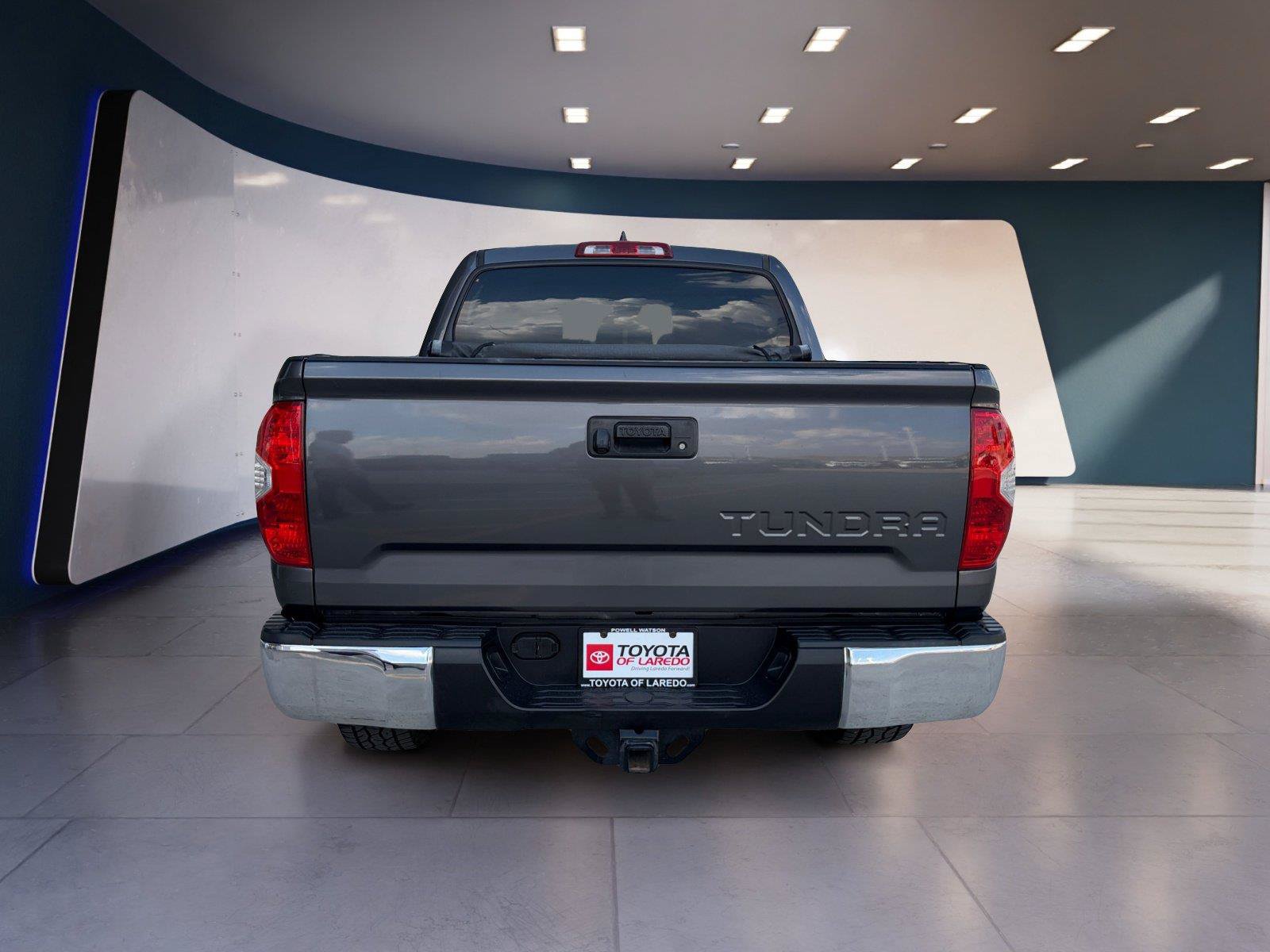 Used 2020 Toyota Tundra SR5 w/ SR5 Leather Package RWD image 4
