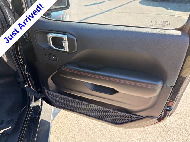 Used 2026 Jeep Wrangler Unlimited Rubicon AWD/4WD image 30