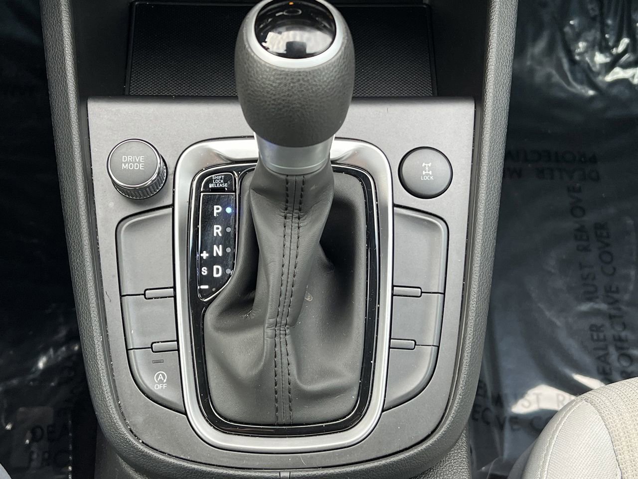 Used 2023 Hyundai Kona SEL image 8