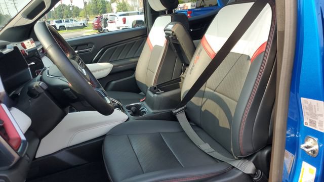 Used 2024 GMC Canyon AT4X AWD/4WD image 18