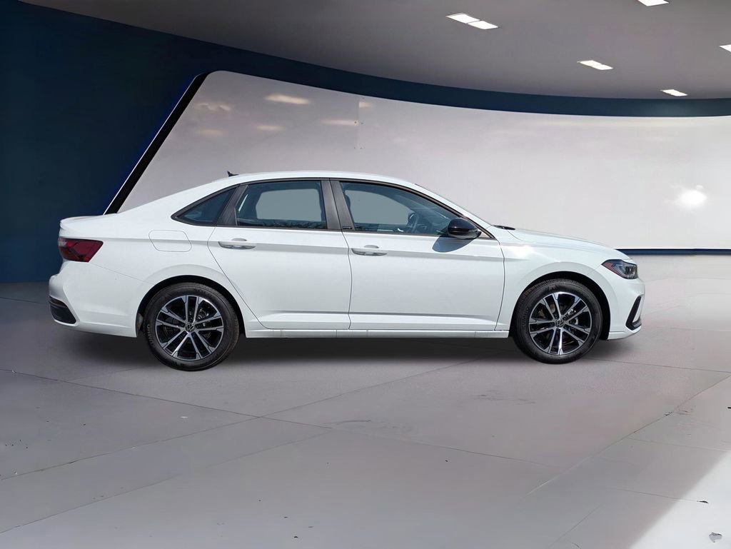 Certified 2025 Volkswagen Jetta Sport FWD image 4