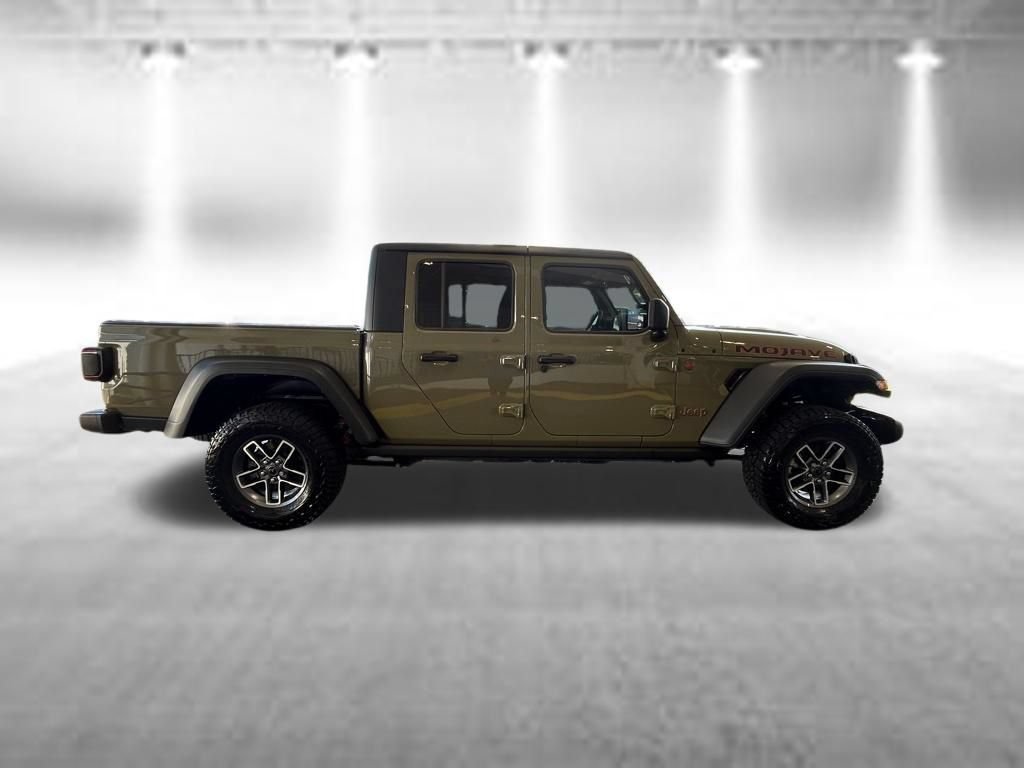 Used 2025 Jeep Gladiator Mojave w/ Safety Group AWD/4WD video 3
