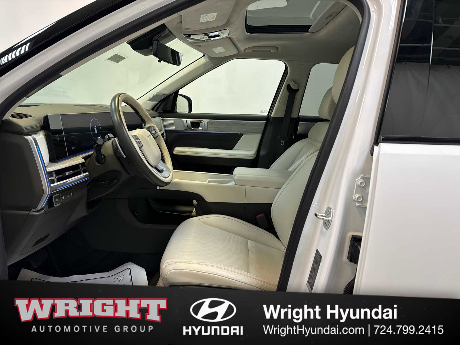 Used 2025 Hyundai Santa Fe Calligraphy image 11