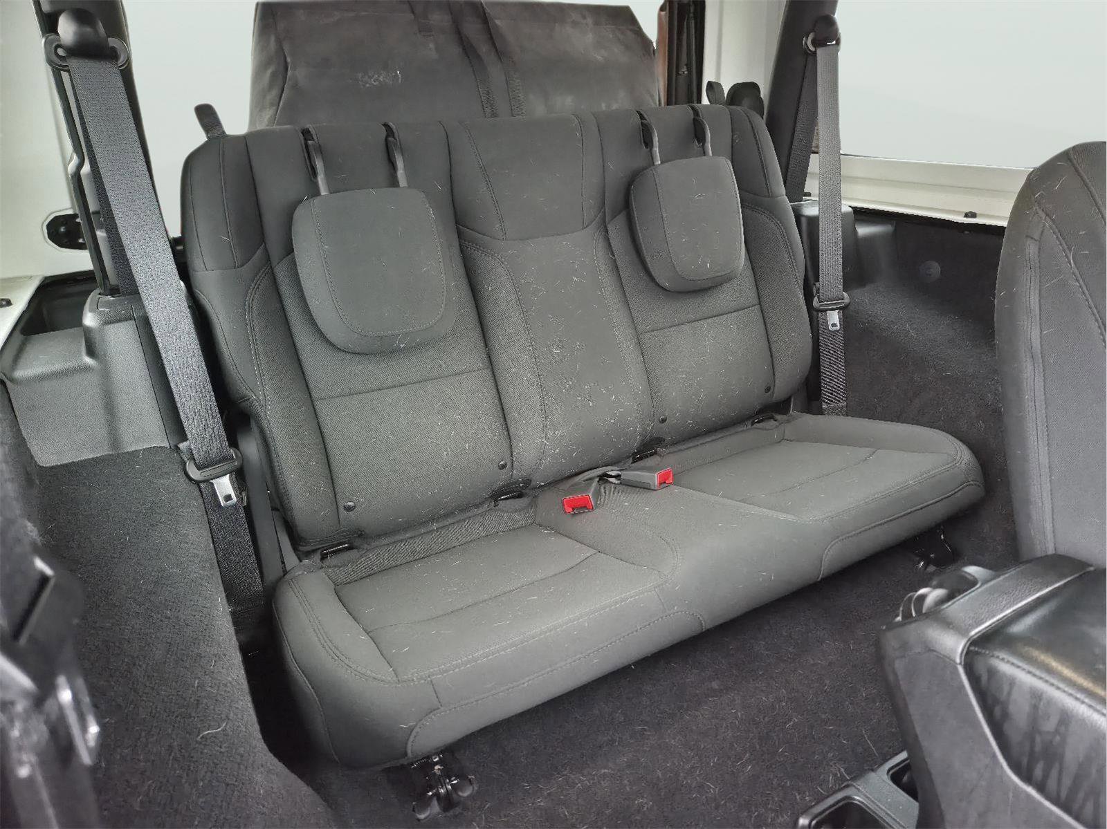 Used 2021 Jeep Wrangler Sport S image 14