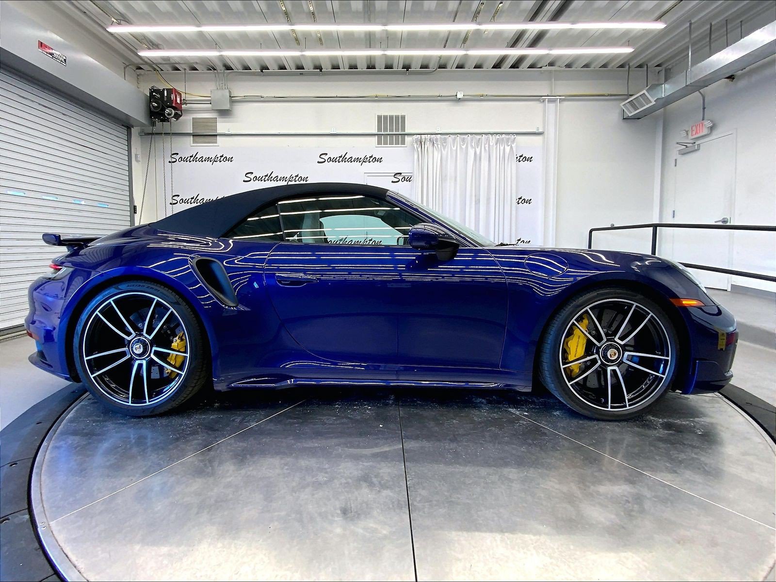 Used 2021 Porsche 911 Turbo S AWD/4WD image 8