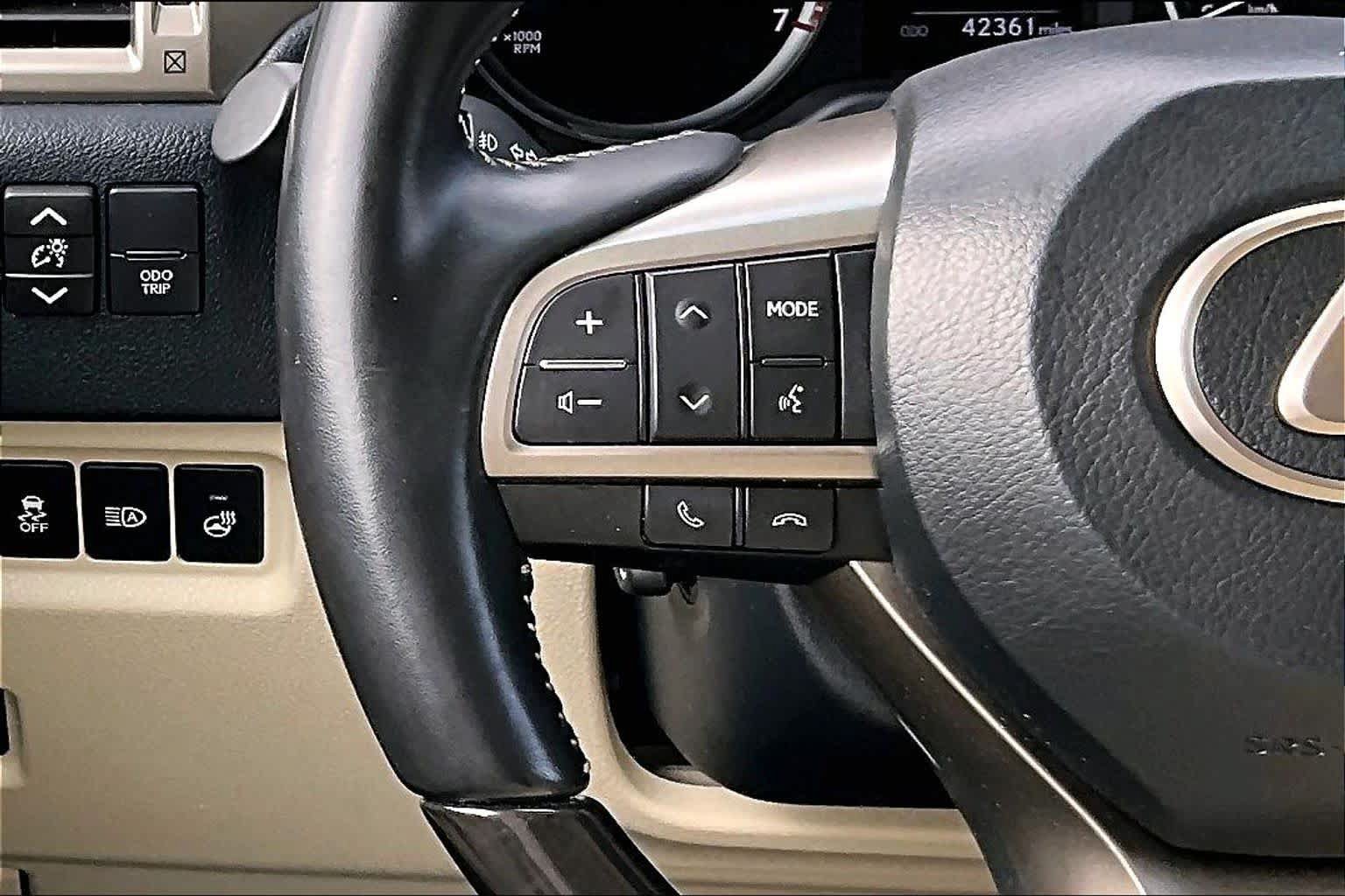 Used 2021 Lexus GX 460 Premium w/ Premium Package AWD/4WD image 24