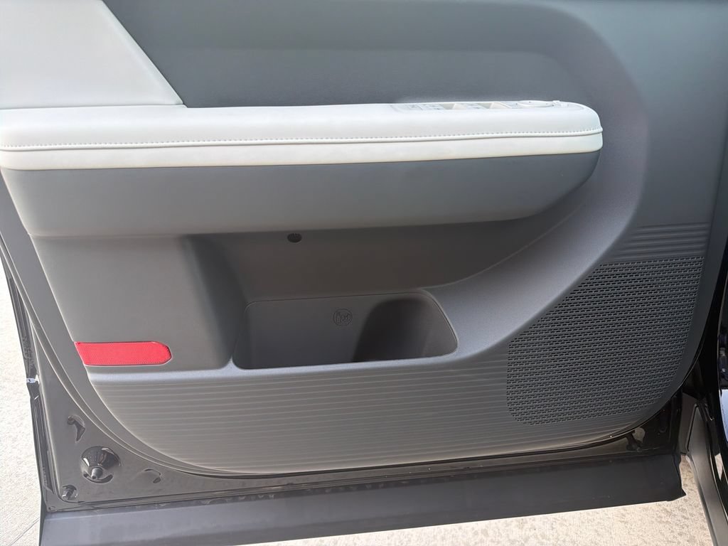 New 2027 Hyundai Santa Fe SEL FWD image 17