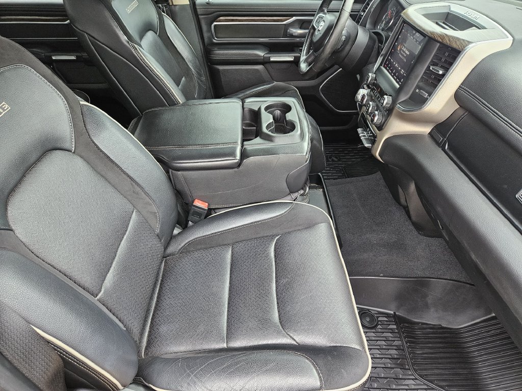 Used 2019 RAM 1500 Laramie AWD/4WD image 14