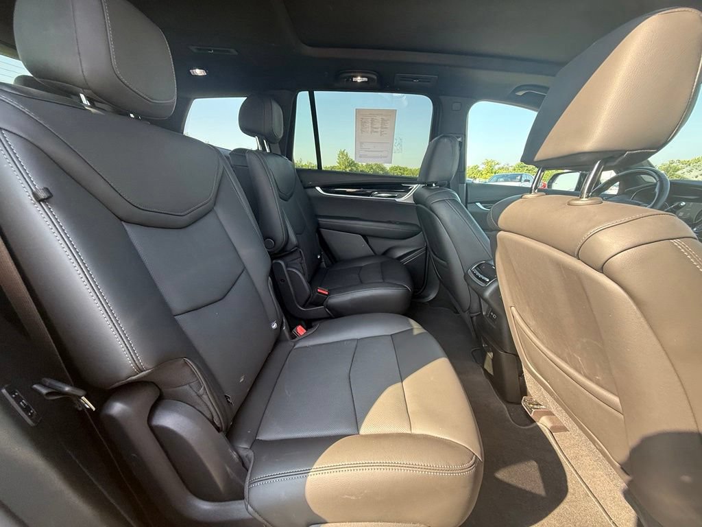 Certified 2025 Cadillac XT6 Premium Luxury w/ Technology Package AWD/4WD image 34