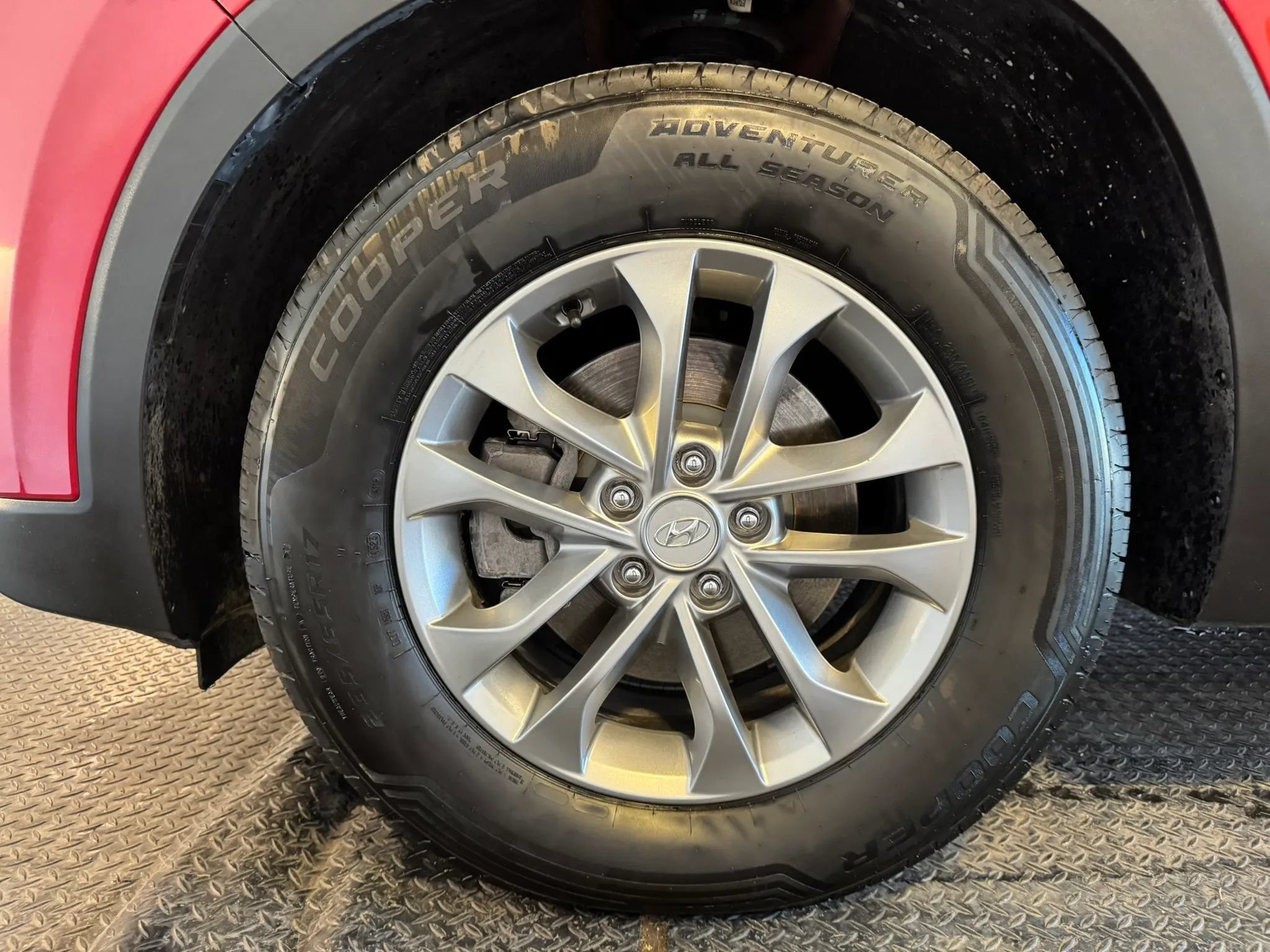 Used 2019 Hyundai Santa Fe SE AWD/4WD image 32