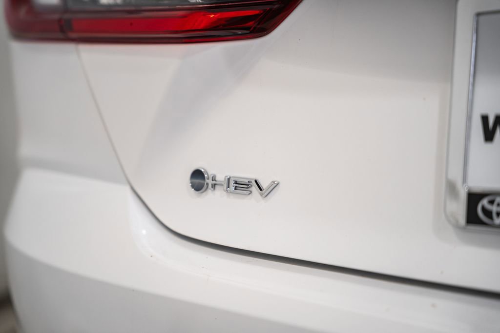 New 2026 Toyota Camry SE image 8