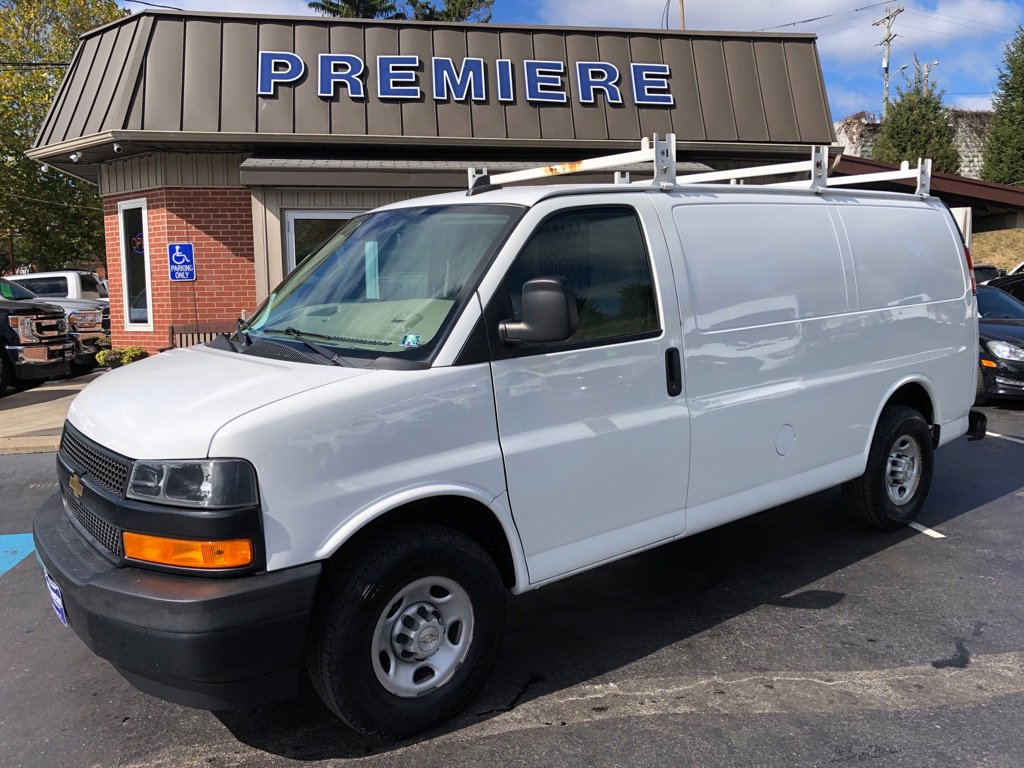 Used 2020 Chevrolet Express 3500 w/ Driver Convenience Package image 9