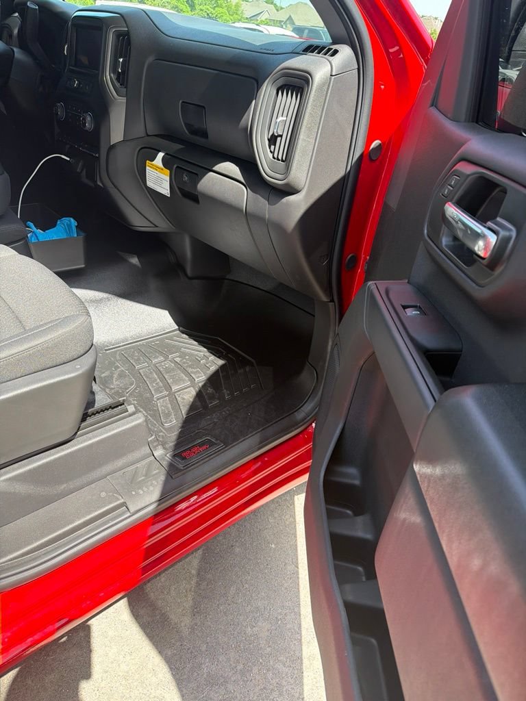 Used 2026 Chevrolet Silverado 1500 W/T w/ WT Value Package RWD image 11