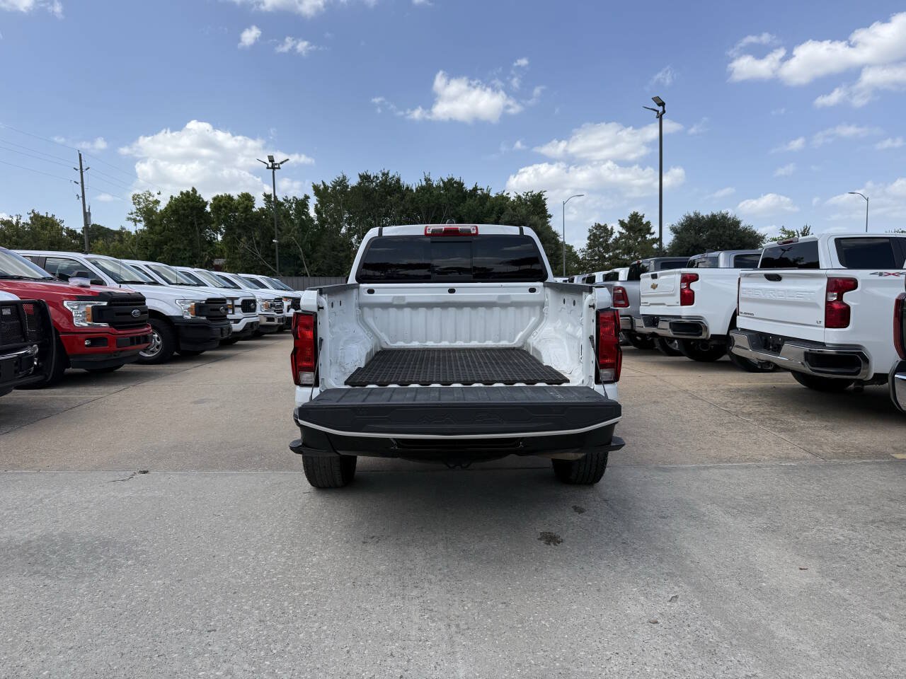 Used 2024 Chevrolet Colorado Trail Boss AWD/4WD image 37