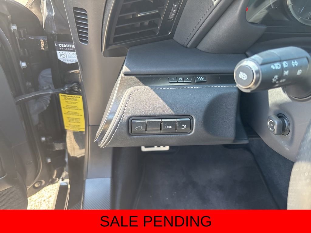 Used 2019 Lexus LC 500 Coupe w/ Performance Package image 11