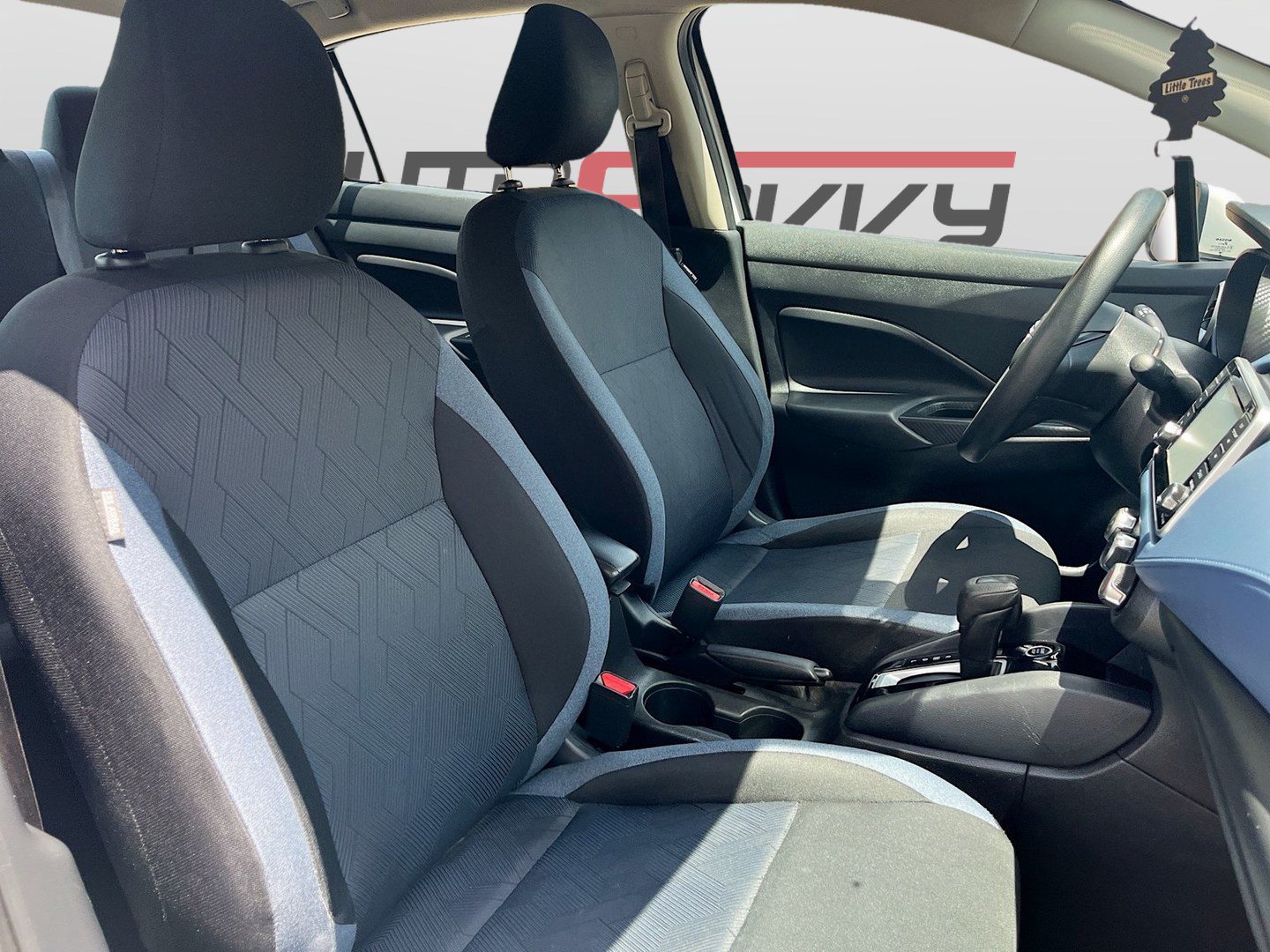 Used 2023 Nissan Versa SV w/ Trunk Package FWD image 25