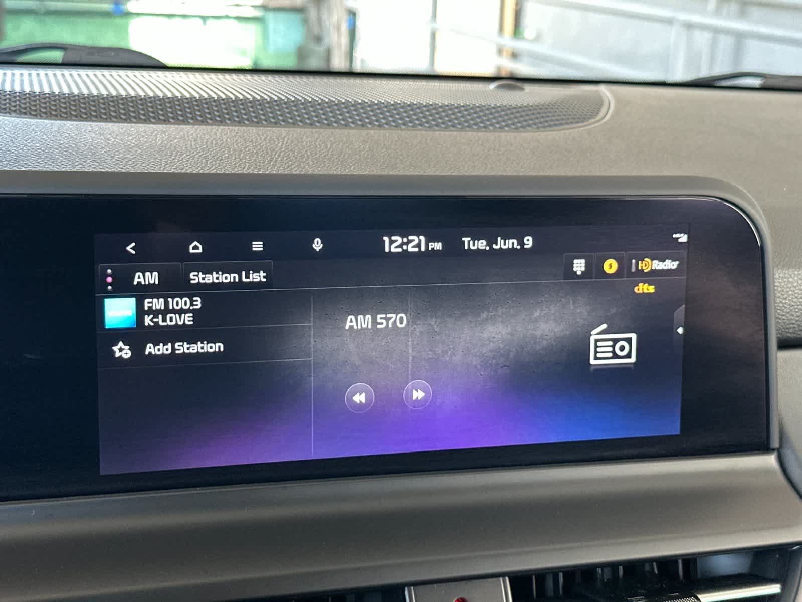 Used 2024 Kia Seltos EX FWD image 18