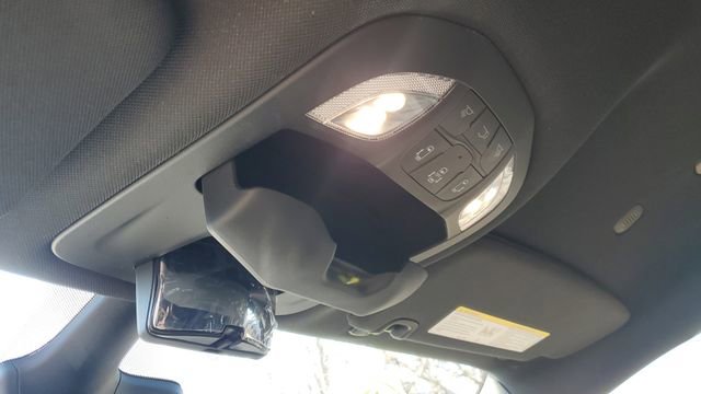 Used 2023 Chrysler Pacifica Touring-L w/ S Appearance Package image 20
