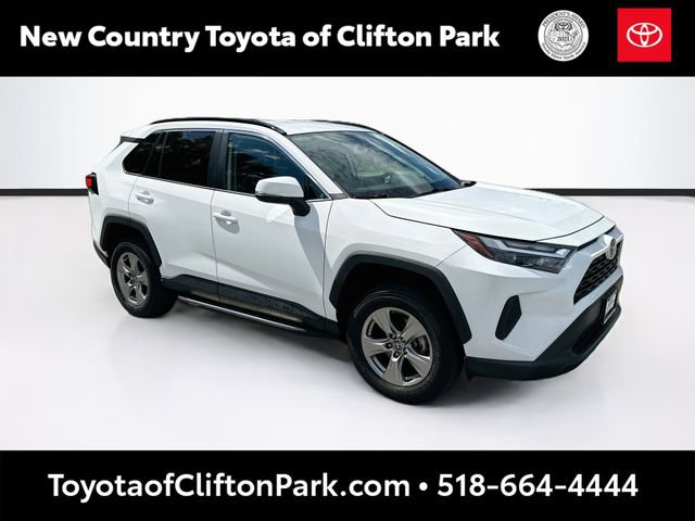 Used 2023 Toyota RAV4 XLE AWD/4WD image 1