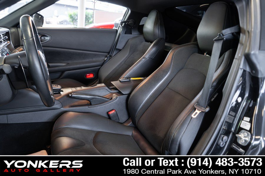 Used 2024 Nissan Z Performance w/ Floor Mat Package RWD image 46