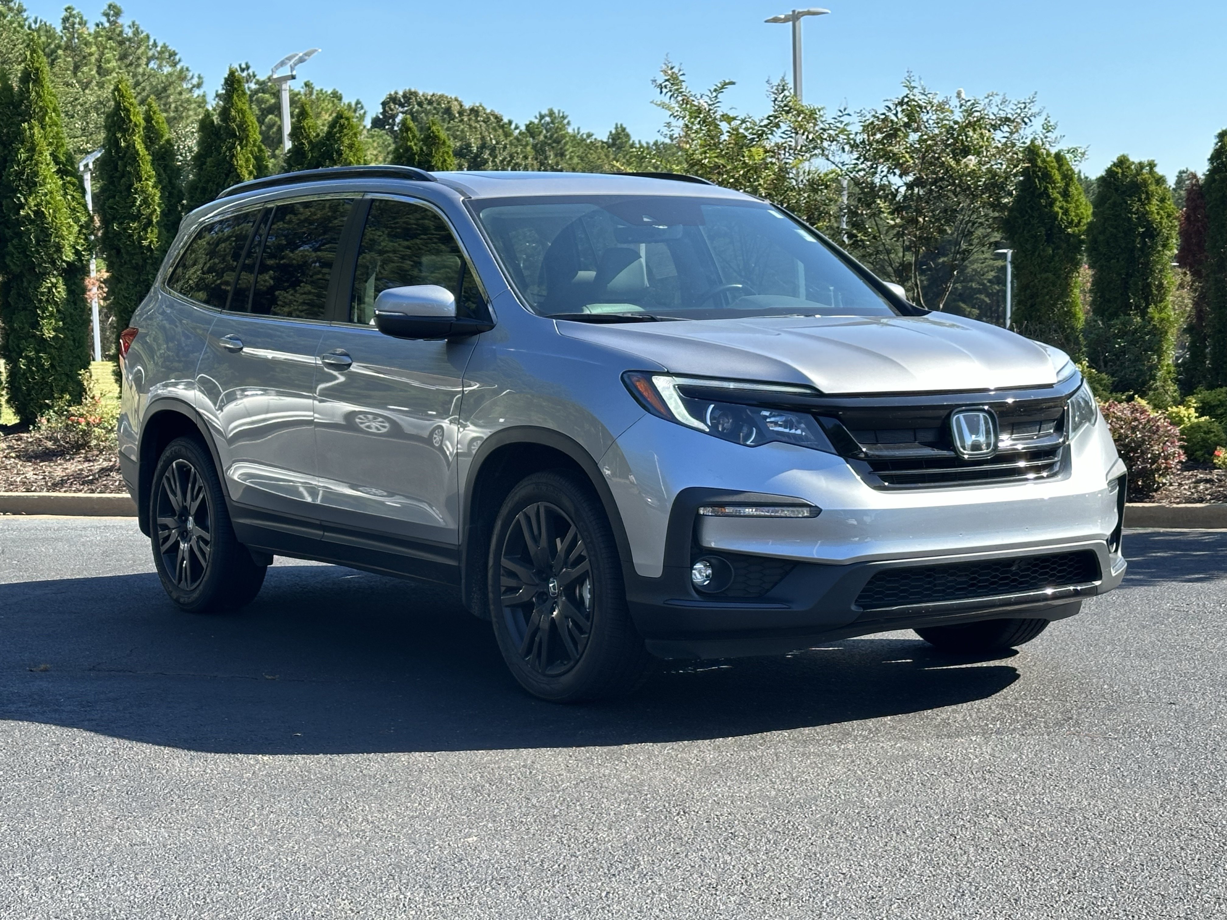 Used 2021 Honda Pilot Special Edition image 2