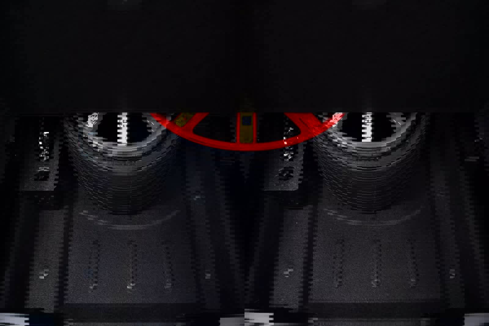 Certified 2025 Porsche Macan image 32