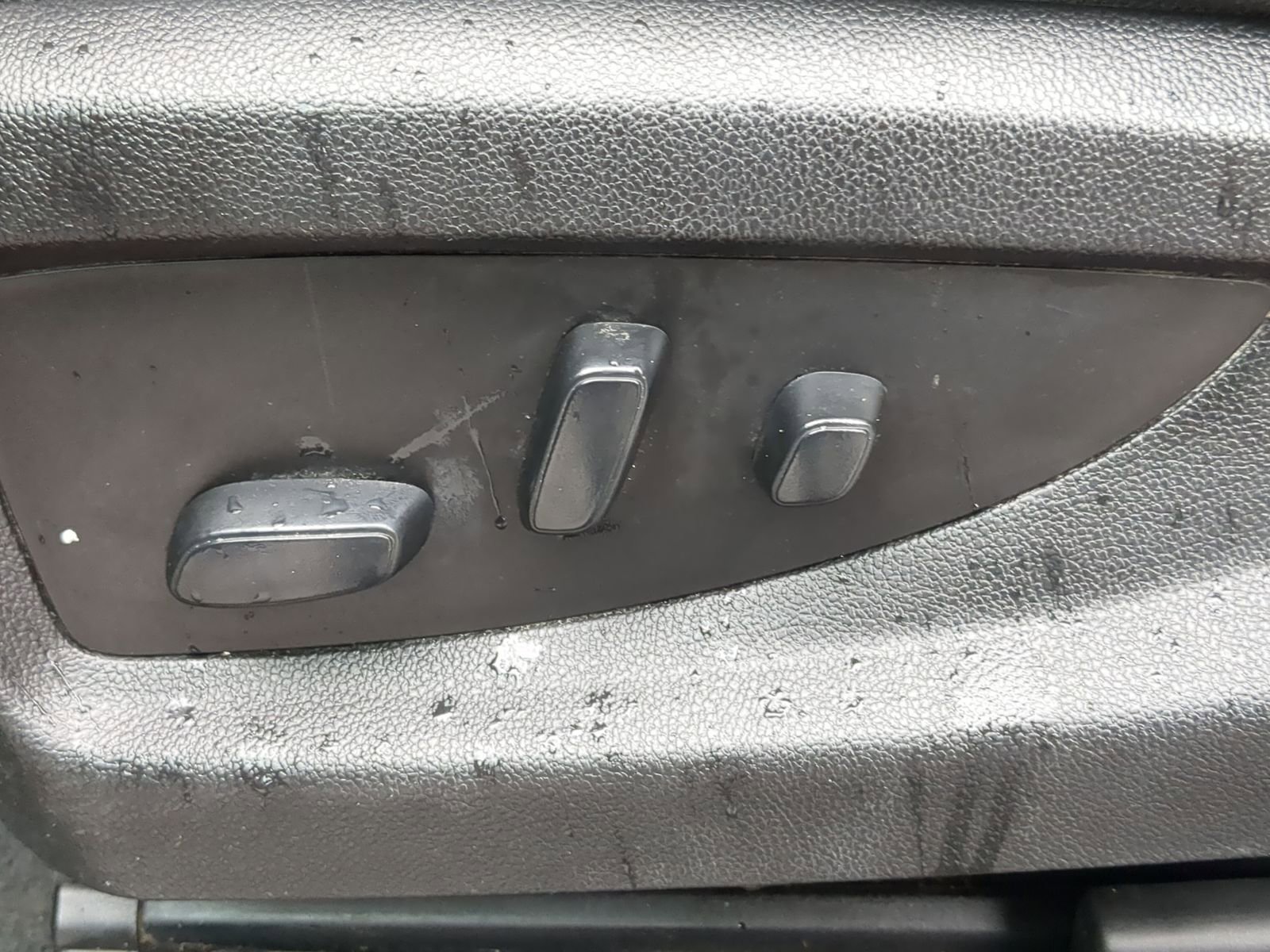 Used 2019 GMC Sierra 1500 SLE w/ SLE Value Package image 23