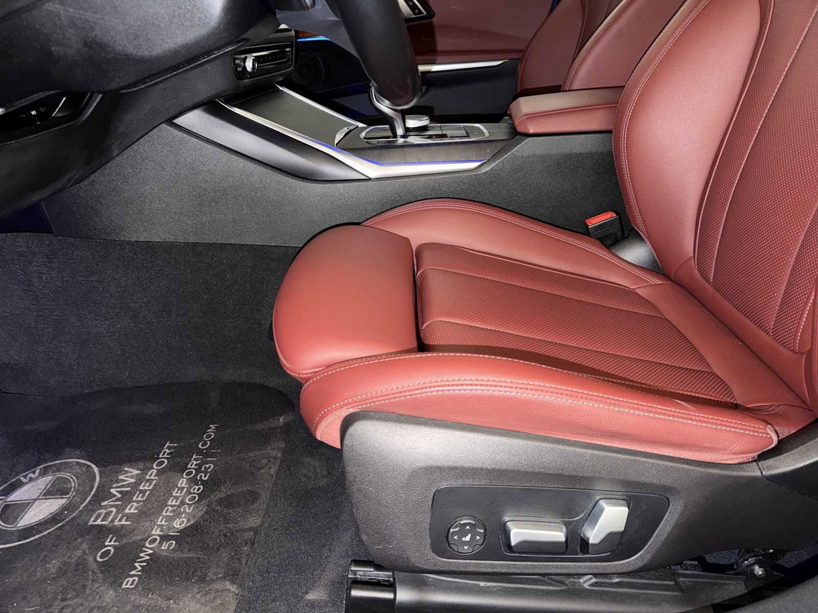 Used 2022 BMW M340i xDrive w/ Premium Package image 10