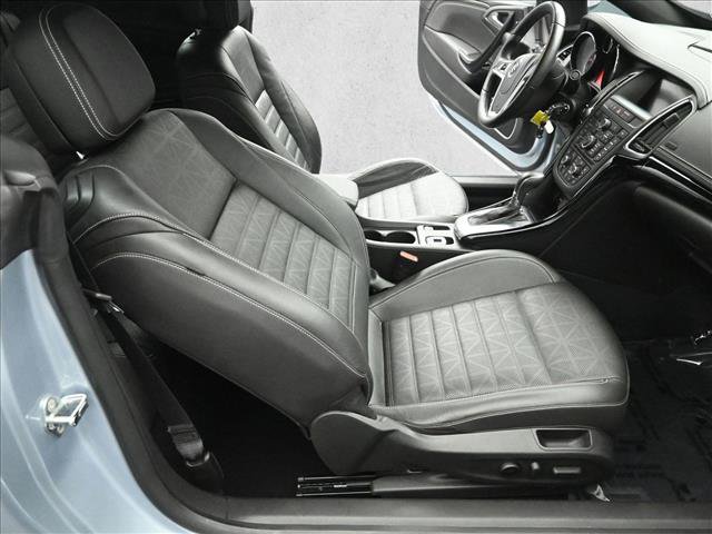 Used 2017 Buick Cascada Premium image 22