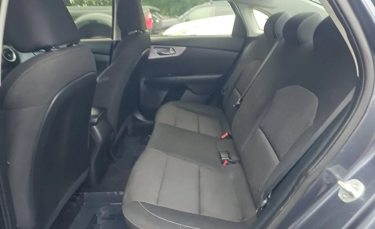 Used 2022 Kia Forte Sedan FWD image 6