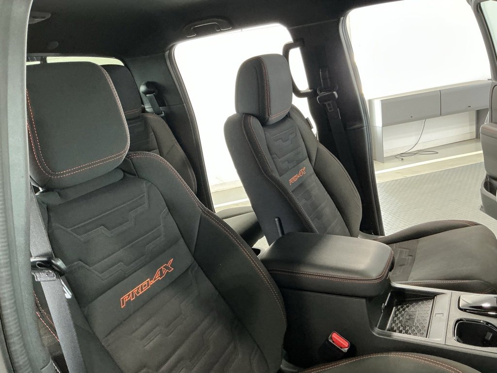 Used 2023 Nissan Frontier PRO-4X w/ Pro Convenience Package image 22