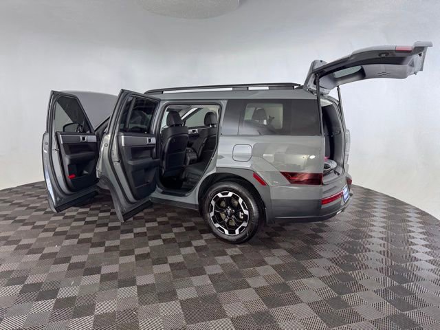 Used 2026 Hyundai Santa Fe SEL AWD/4WD image 16