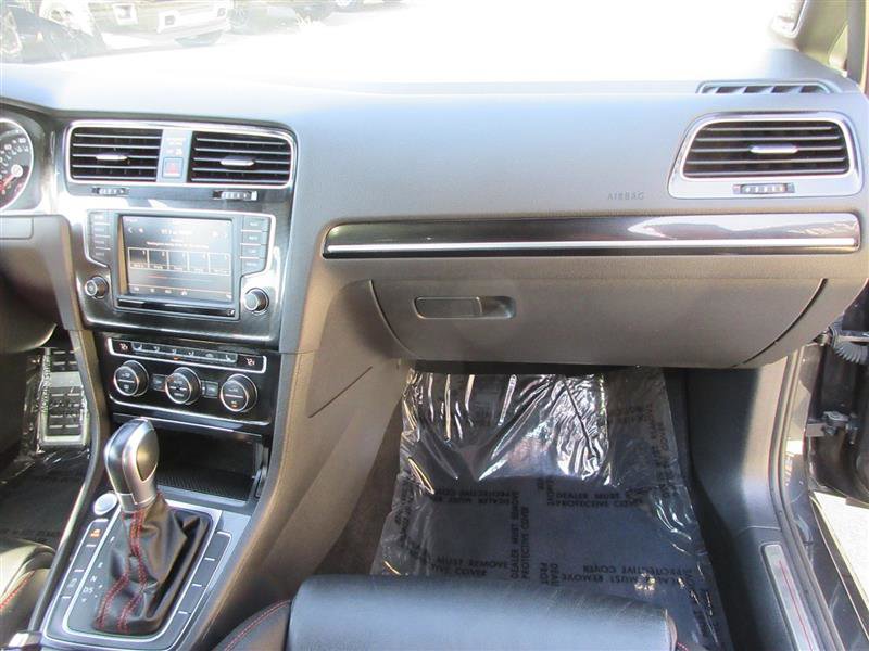 Used 2017 Volkswagen GTI Autobahn image 32