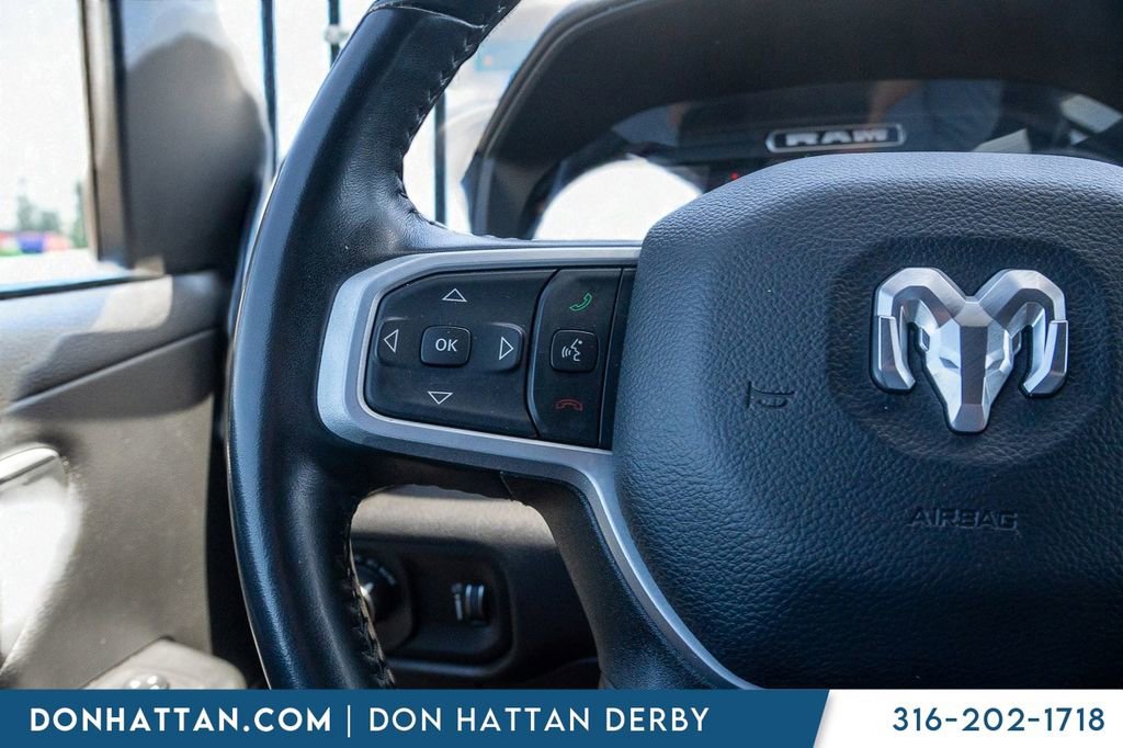 Used 2022 RAM 1500 Big Horn AWD/4WD image 11