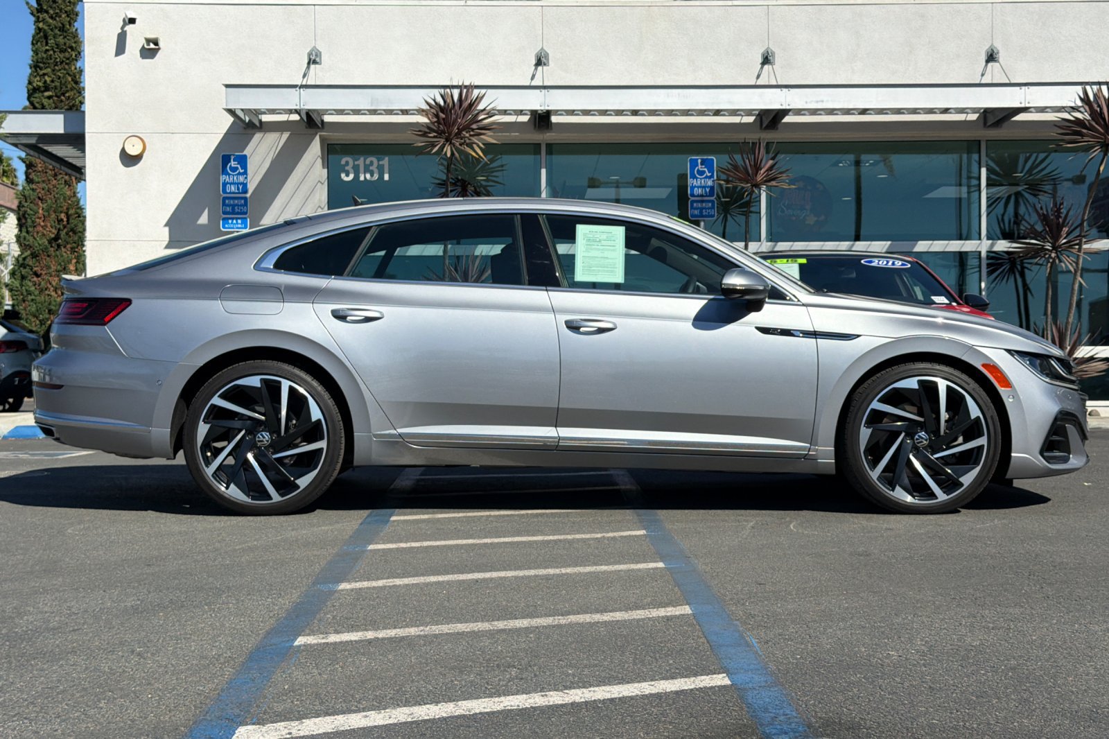 Used 2021 Volkswagen Arteon SEL Premium AWD/4WD image 3