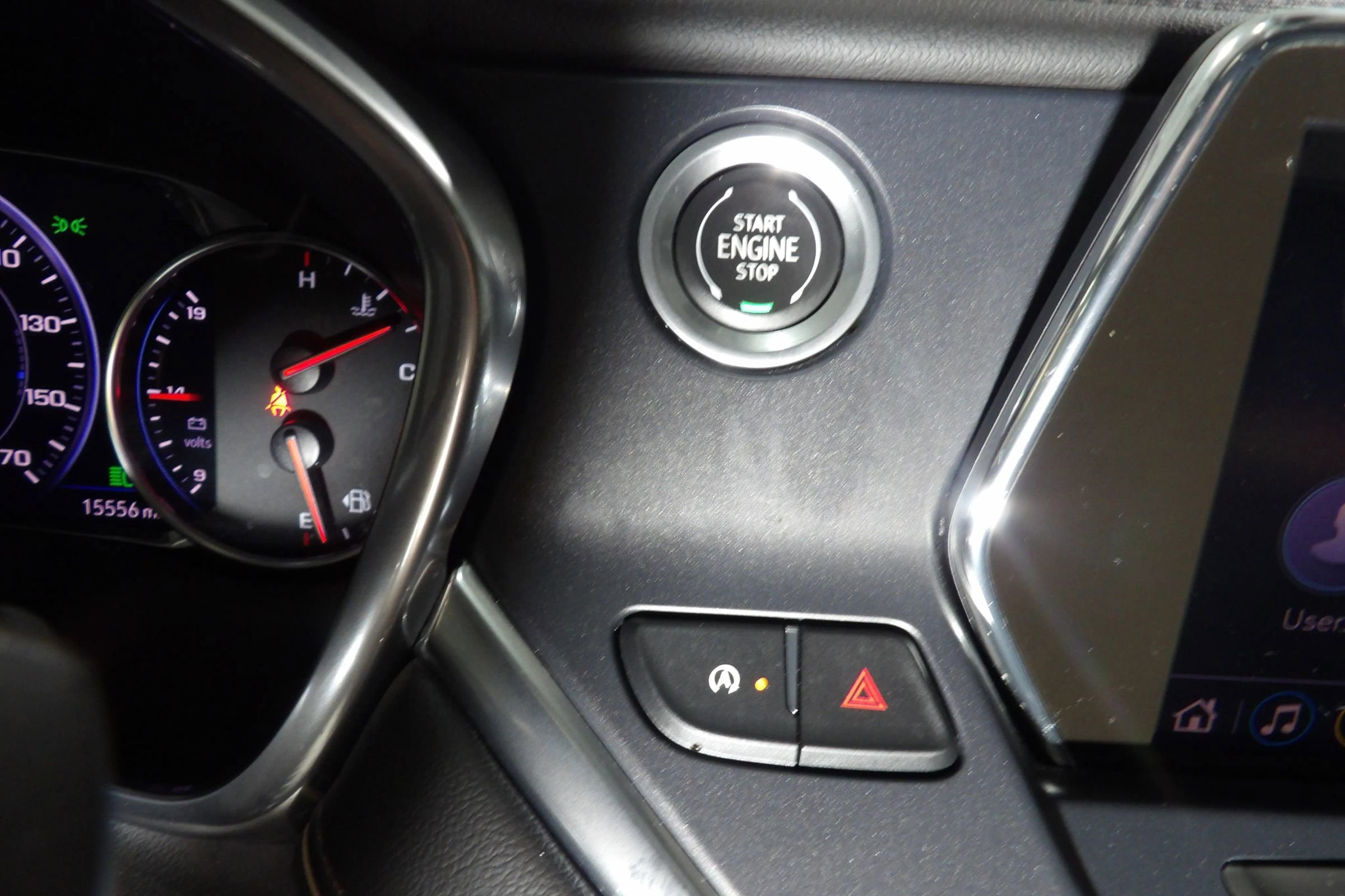 Used 2022 Chevrolet Blazer Premier w/ Enhanced Convenience Package AWD/4WD image 17