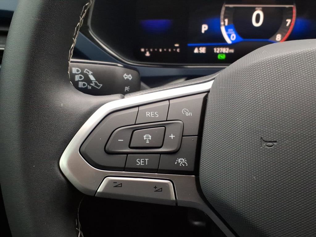 Certified 2023 Volkswagen Taos SE w/ Panoramic Sunroof Package image 14