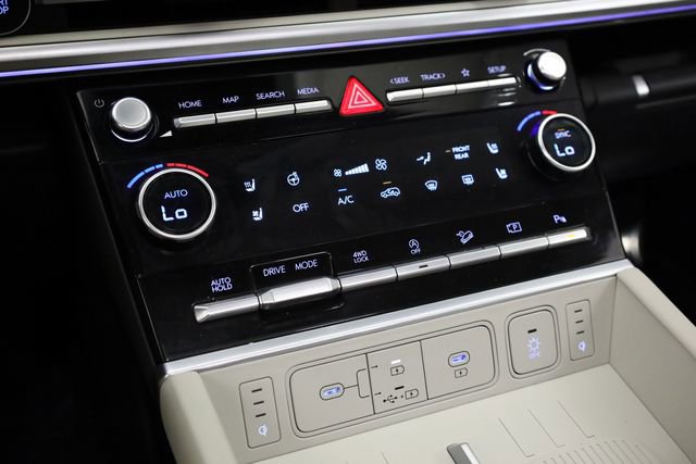 Used 2024 Hyundai Santa Fe Calligraphy image 23