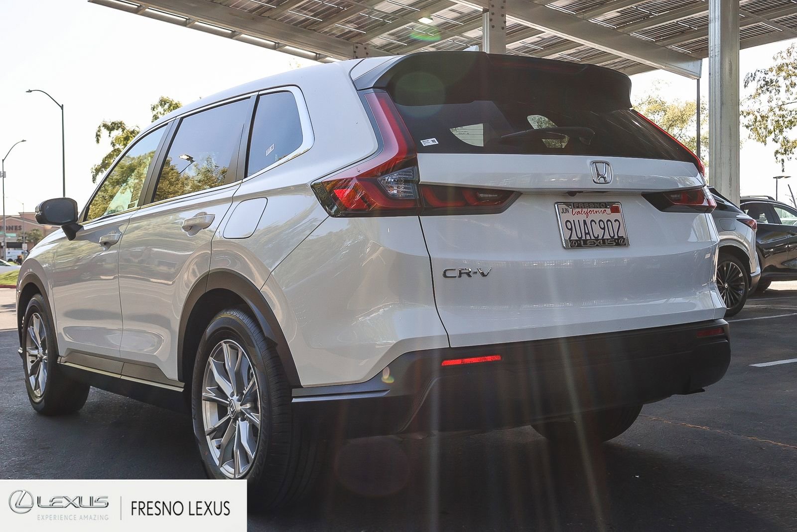 Used 2025 Honda CR-V EX image 4