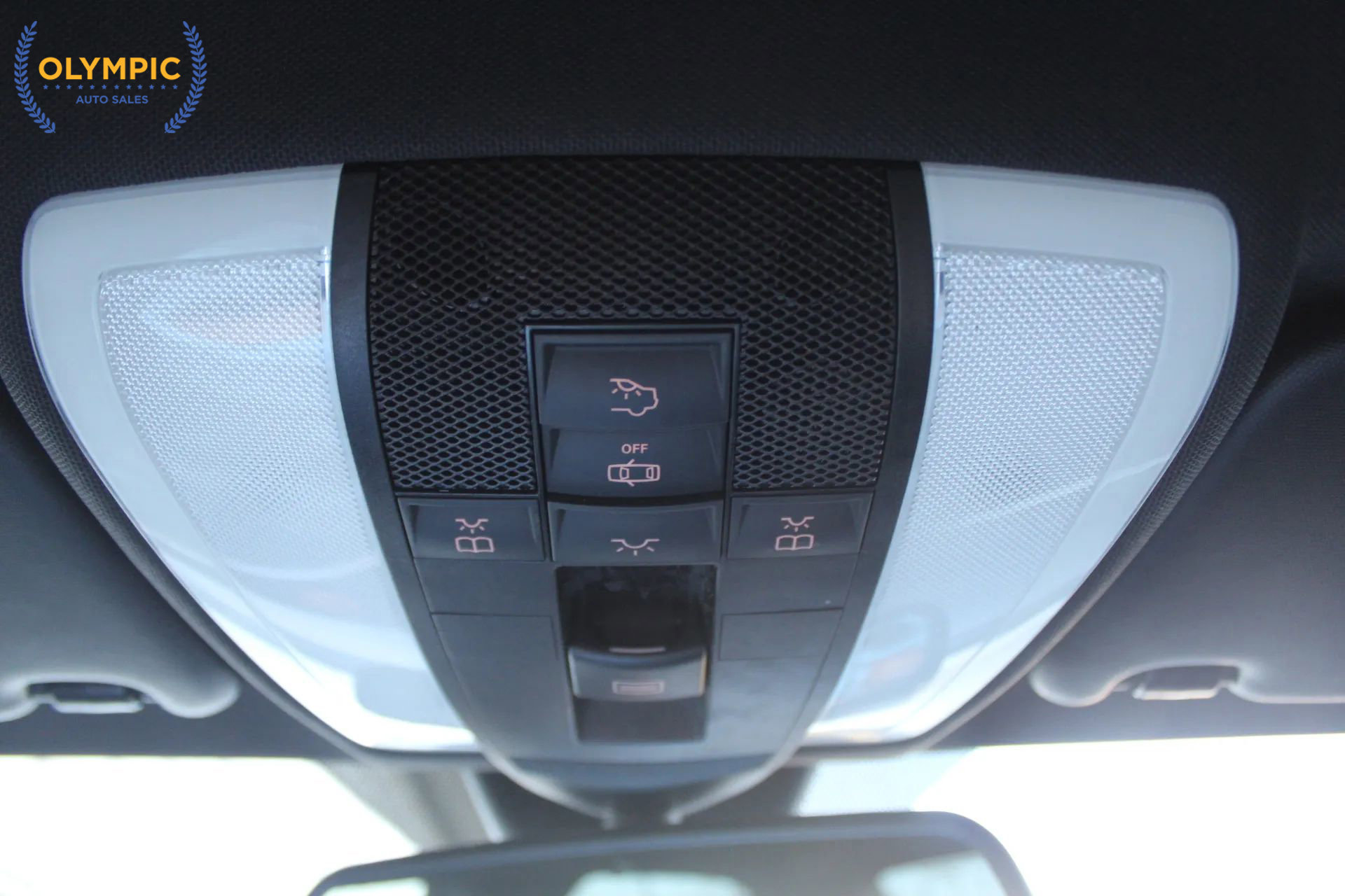 Used 2008 Mercedes-Benz C 300 Sedan w/ P1 Pkg image 33